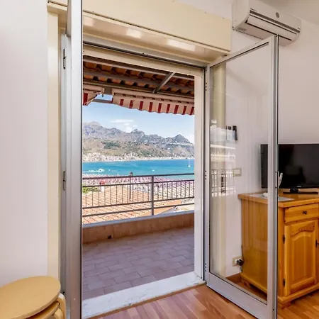 Belvedere Naxos 10 * Giardini Naxos